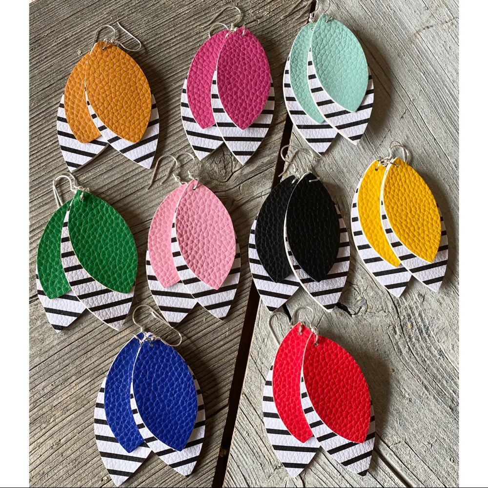 ❤️NEW Faux Leather Double Layer Leaf Earrings *9 Colors*